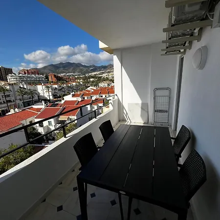 Charming 2 Bed Prealsa Апартаменты Бенальмадена