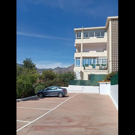 Charming 2 Bed Prealsa Apartment