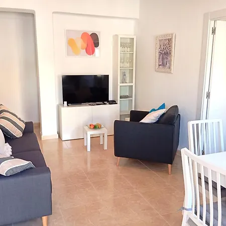 Charming 2 Bed Prealsa Apartment Benalmadena